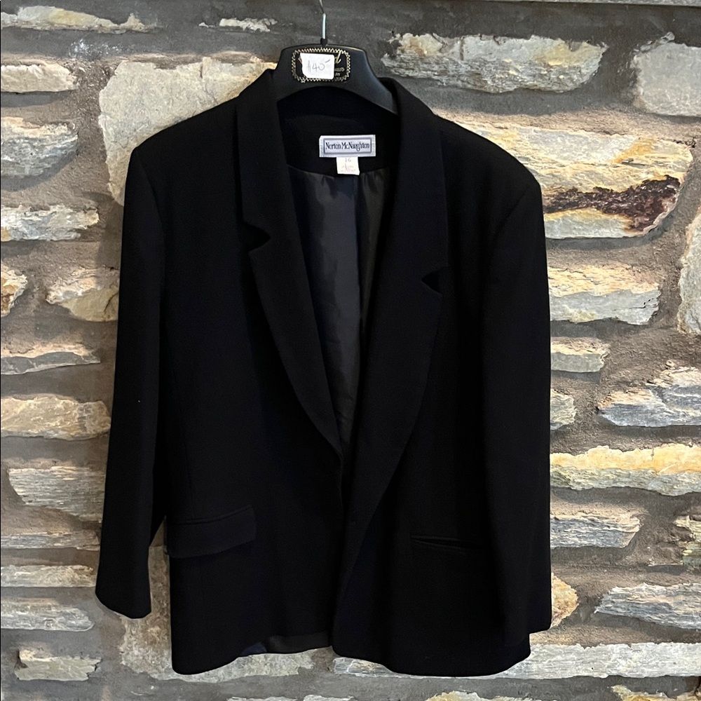 Norton McNaughton Classic Navy Blazer
